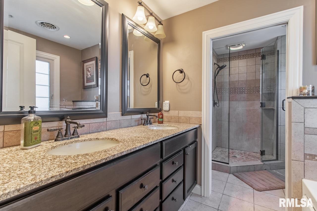 5315 North Prospect Road Peoria, IL 61614 - Photo 20 of 40 Gallery Image 20