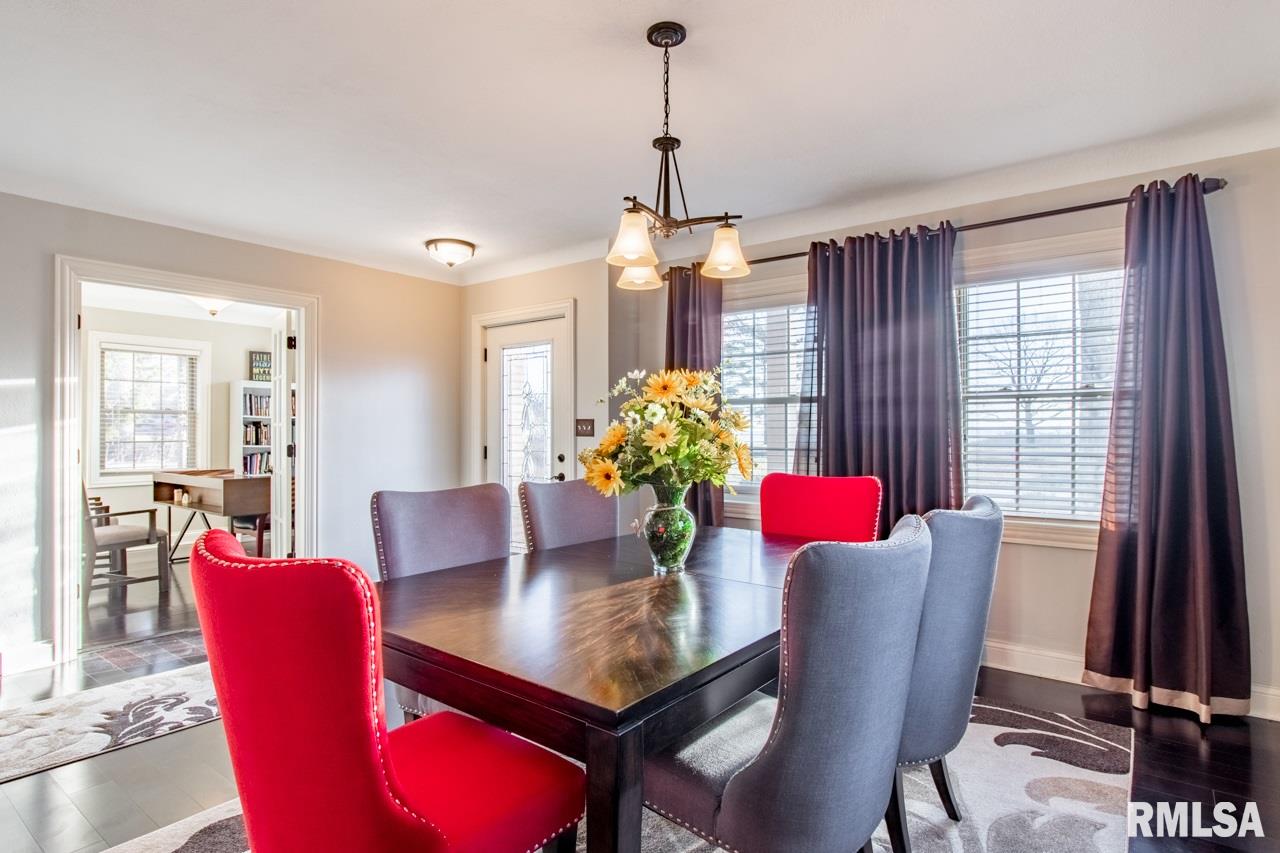 5315 North Prospect Road Peoria, IL 61614 - Photo 8 of 40 Gallery Image 8