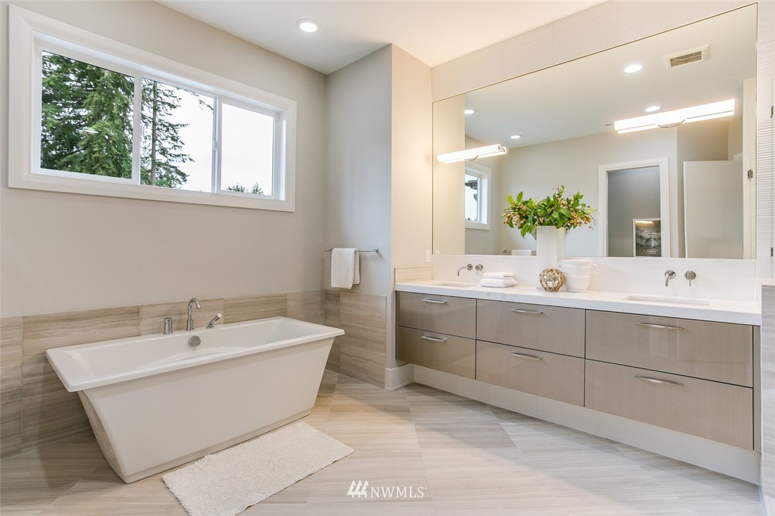1420 Lyons Avenue Northeast Renton, WA 98059 - Photo 15 of 25 Gallery Image 15