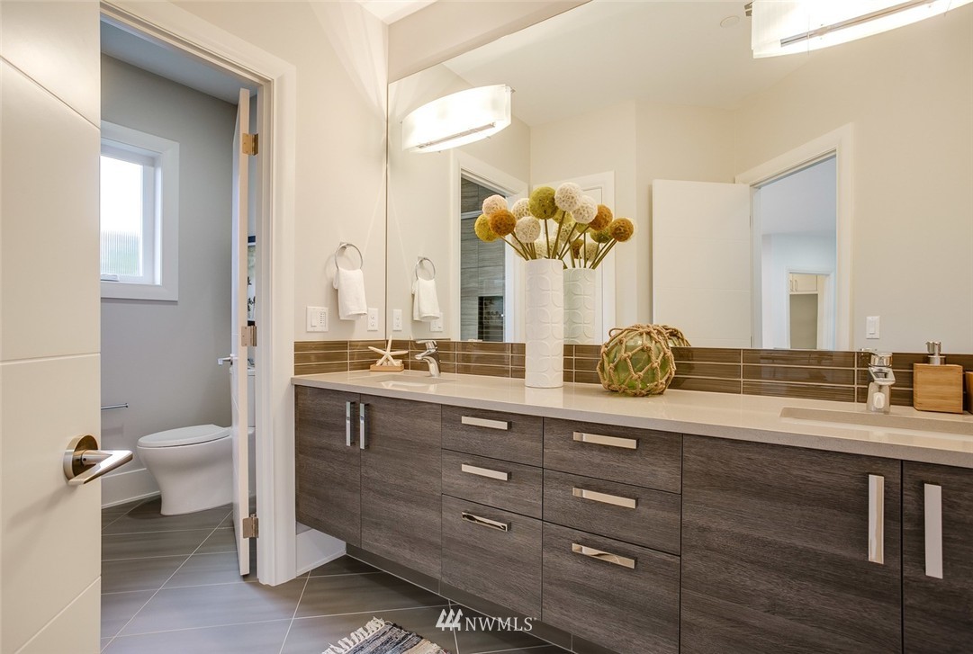 1420 Lyons Avenue Northeast Renton, WA 98059 - Photo 19 of 25 Gallery Image 19