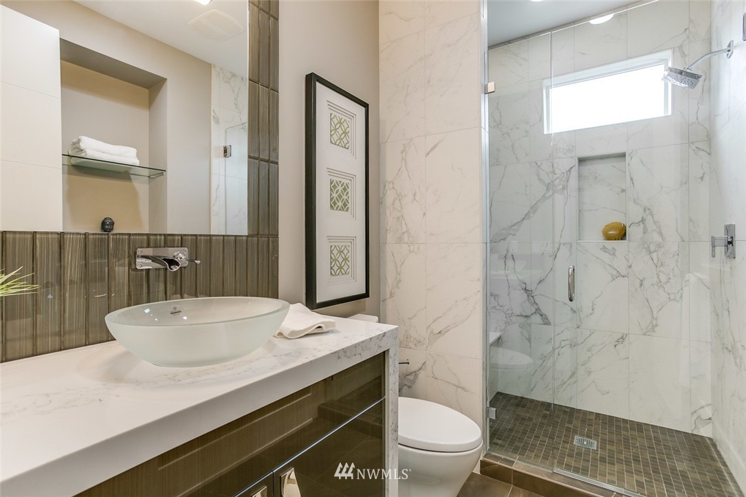 1420 Lyons Avenue Northeast Renton, WA 98059 - Photo 23 of 25 Gallery Image 23