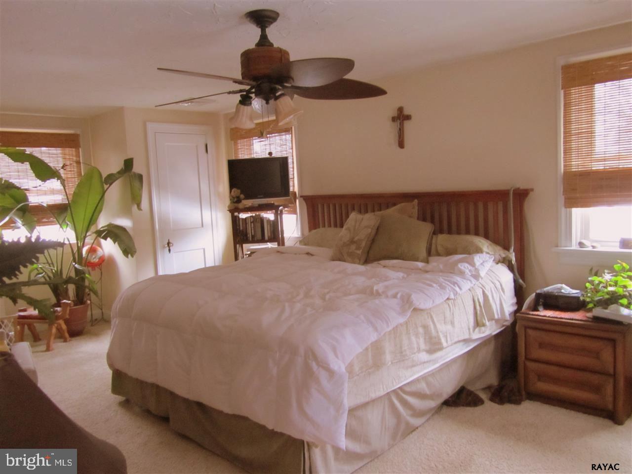 210 Haines Road York, PA 17402 - Photo 16 of 36 Gallery Image 16