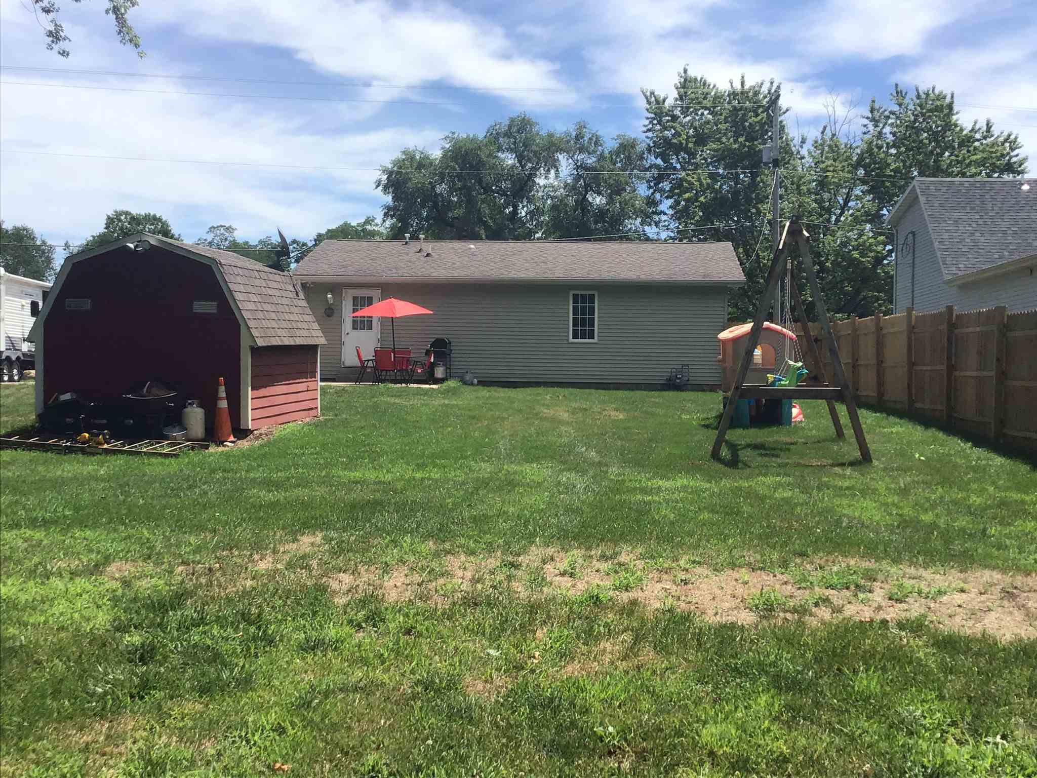 7466 North Walker Road New Carlisle, IN 46552 - Photo 2 of 30