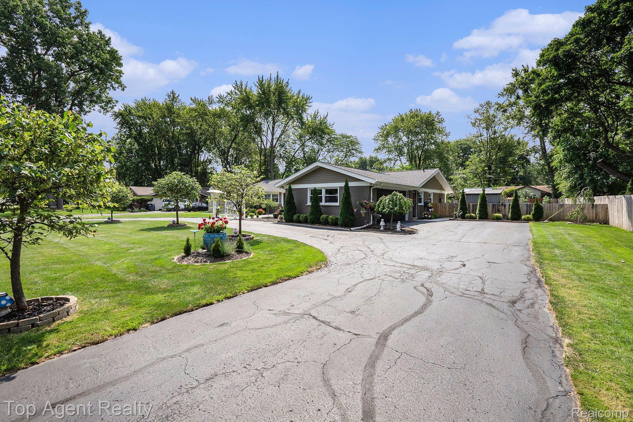 3441 Wendover Road Troy, MI 48084 - Photo 38 of 40 Gallery Image 38