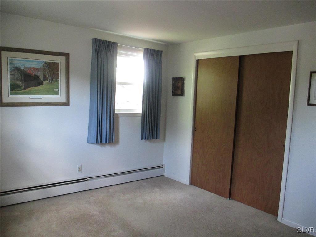 1954 Kingsley Drive Bethlehem, PA 18018 - Photo 27 of 34 Gallery Image 27