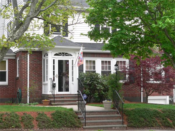197 Playstead Road Medford, MA 02155 - Photo 2 of 28 Gallery Image 2