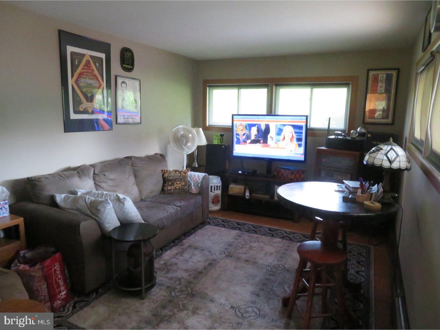 45 Four Leaf Road Levittown, PA 19056 - Photo 12 of 25 Gallery Image 12