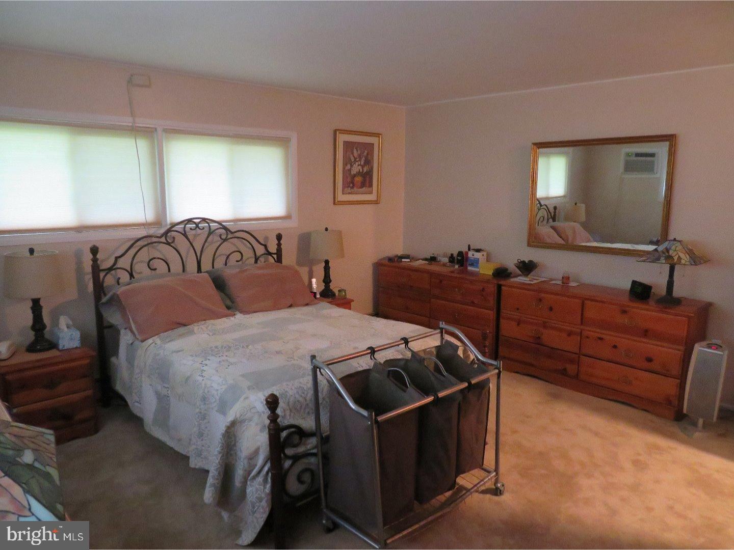 45 Four Leaf Road Levittown, PA 19056 - Photo 14 of 25 Gallery Image 14
