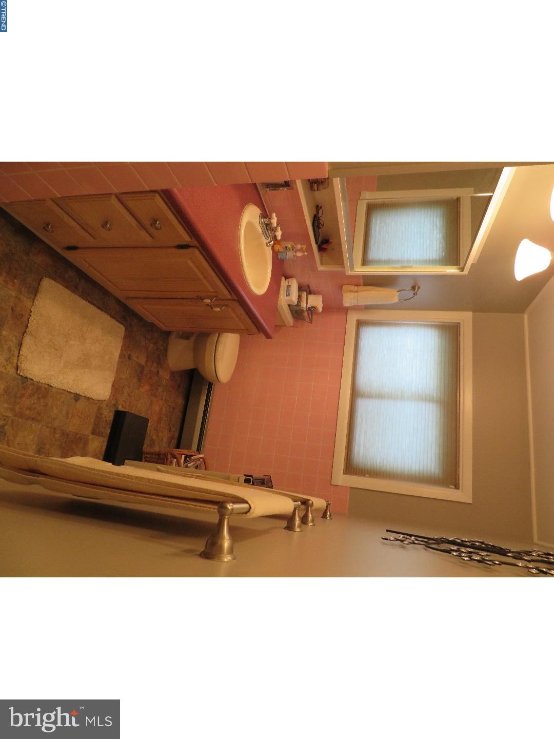 45 Four Leaf Road Levittown, PA 19056 - Photo 15 of 25 Gallery Image 15