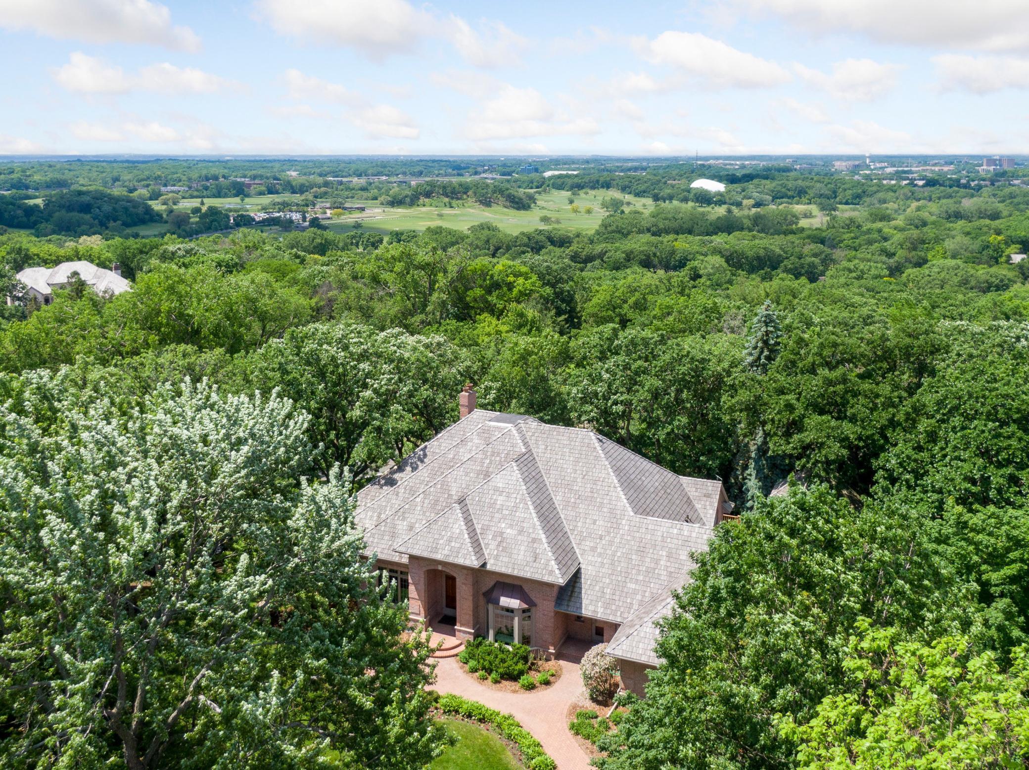7008 Dublin Road Edina, MN 55439 - Photo 3 of 31
