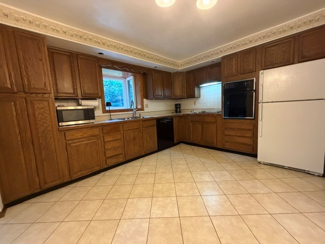5101 Florek Road Edinboro, PA 16412 - Photo 5 of 26 Kitchen