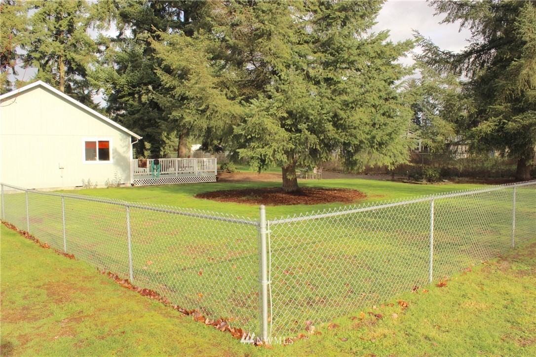 17236 Barely A Lane Southwest Rochester, WA 98579 - Photo 4 of 25