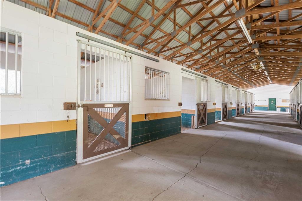 17401 South Highway 475 Summerfield, FL 34491 - Photo 42 of 54