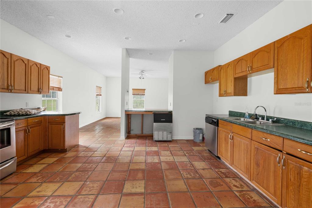 17401 South Highway 475 Summerfield, FL 34491 - Photo 44 of 54