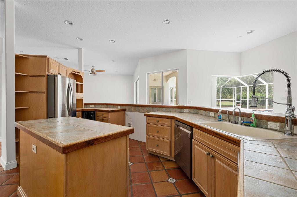 17401 South Highway 475 Summerfield, FL 34491 - Photo 10 of 54