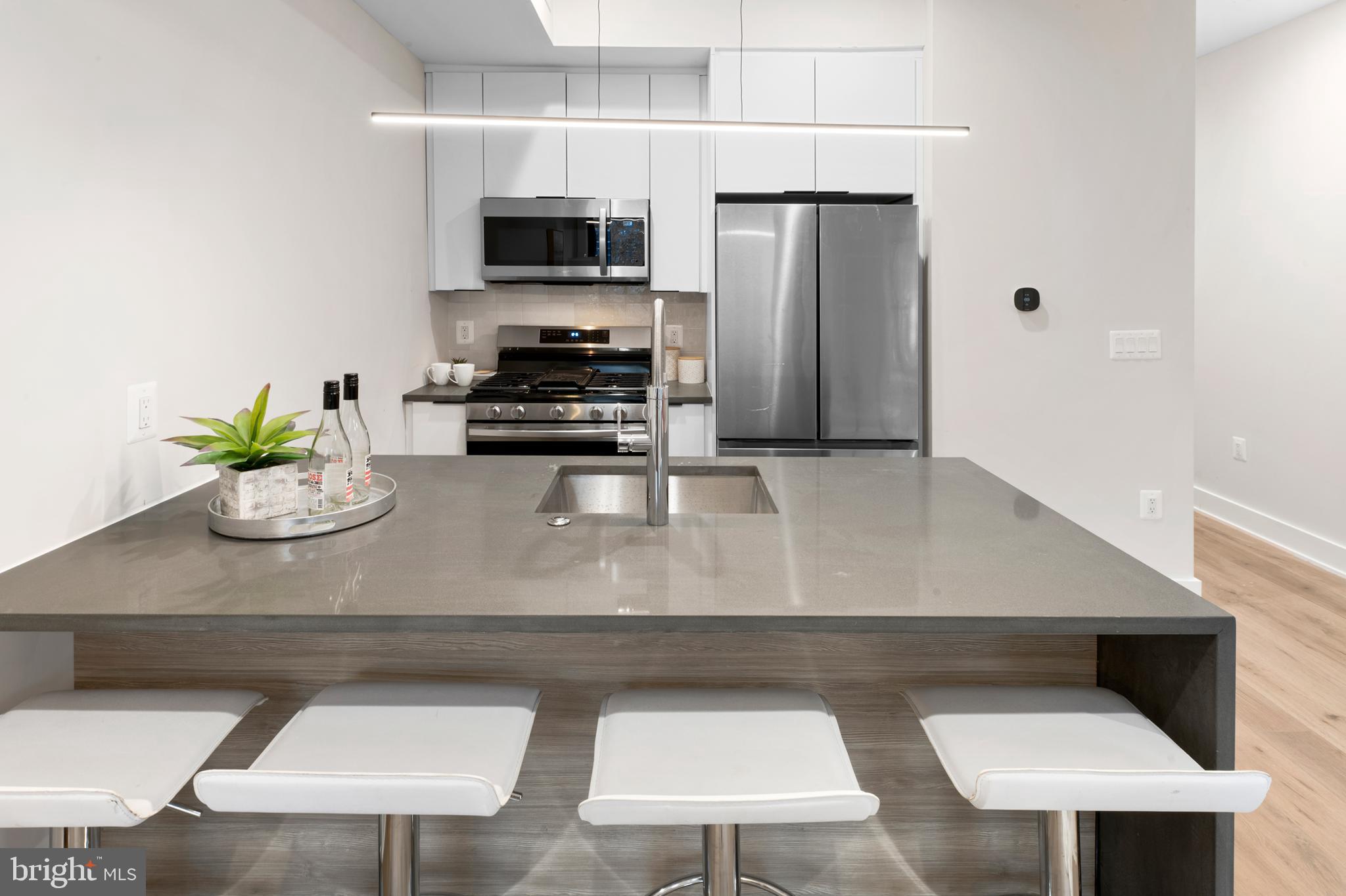 2238 Ontario Road Northwest, Unit 5 Washington, DC 20009 - Photo 5 of 11