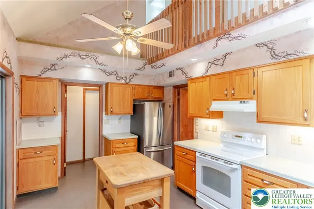 $394,900 | 3560 Moravian Court, Bethlehem, PA 18020