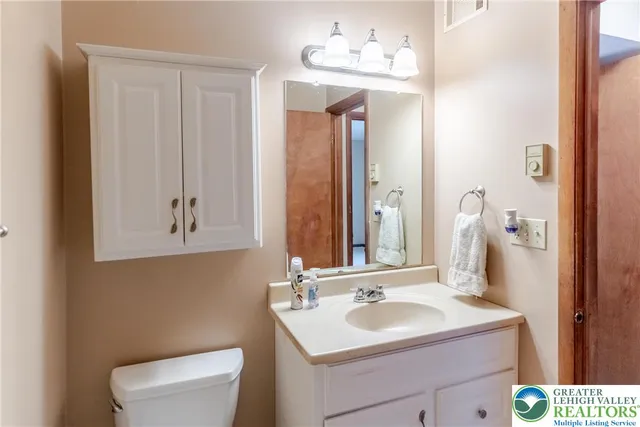 $394,900 | 3560 Moravian Court, Bethlehem, PA 18020