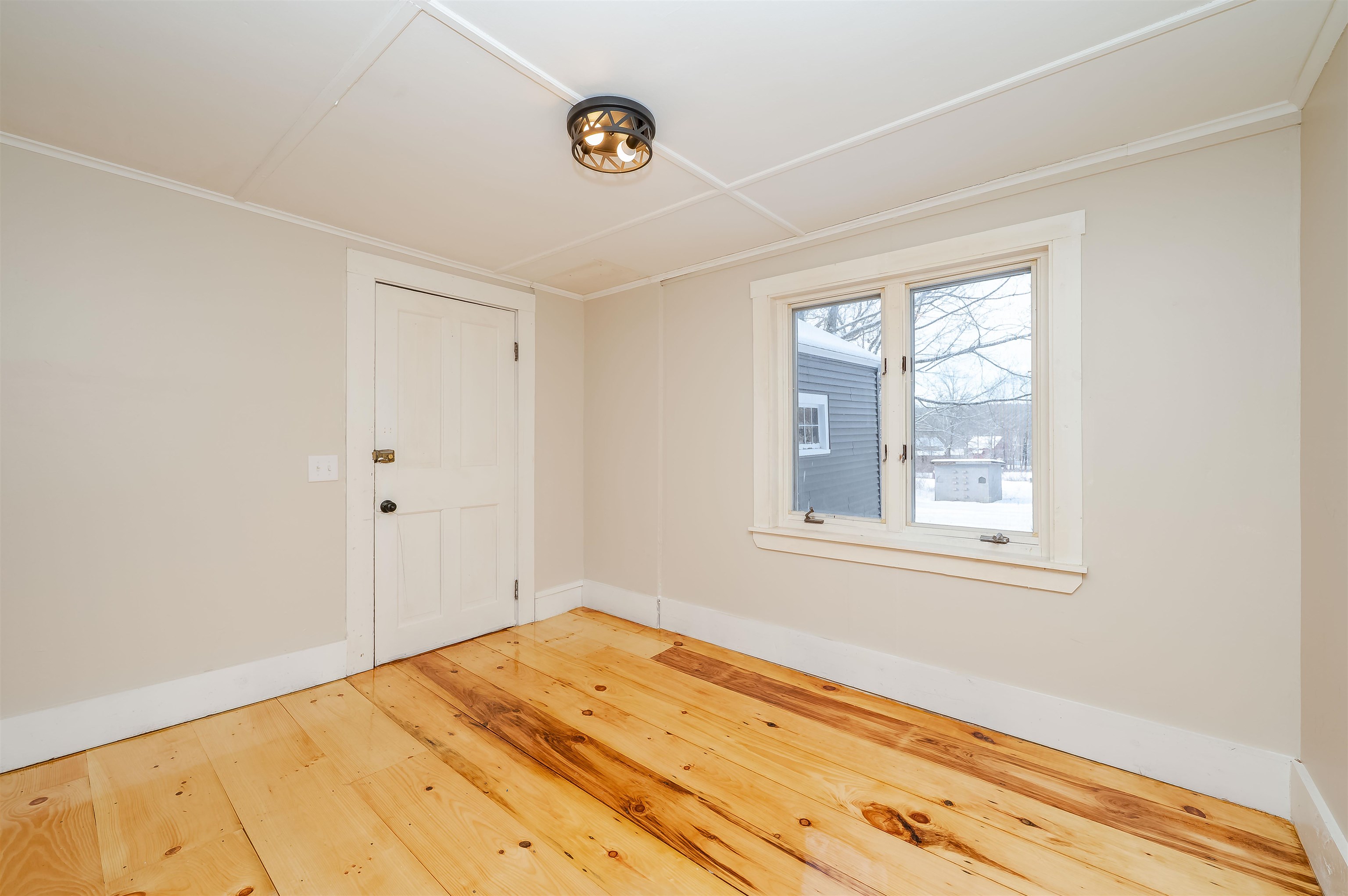 65 Main Street Milton, NH 03852 - Photo 16 of 49