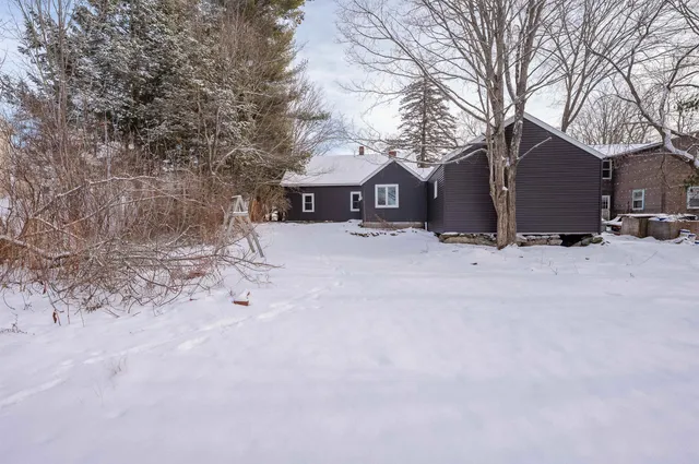 $369,000 | 65 Main Street, Milton, NH 03852