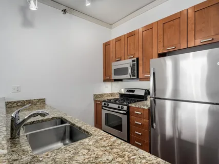 $325,000 | 170 West Polk Street, Unit 1406, Chicago, IL 60605