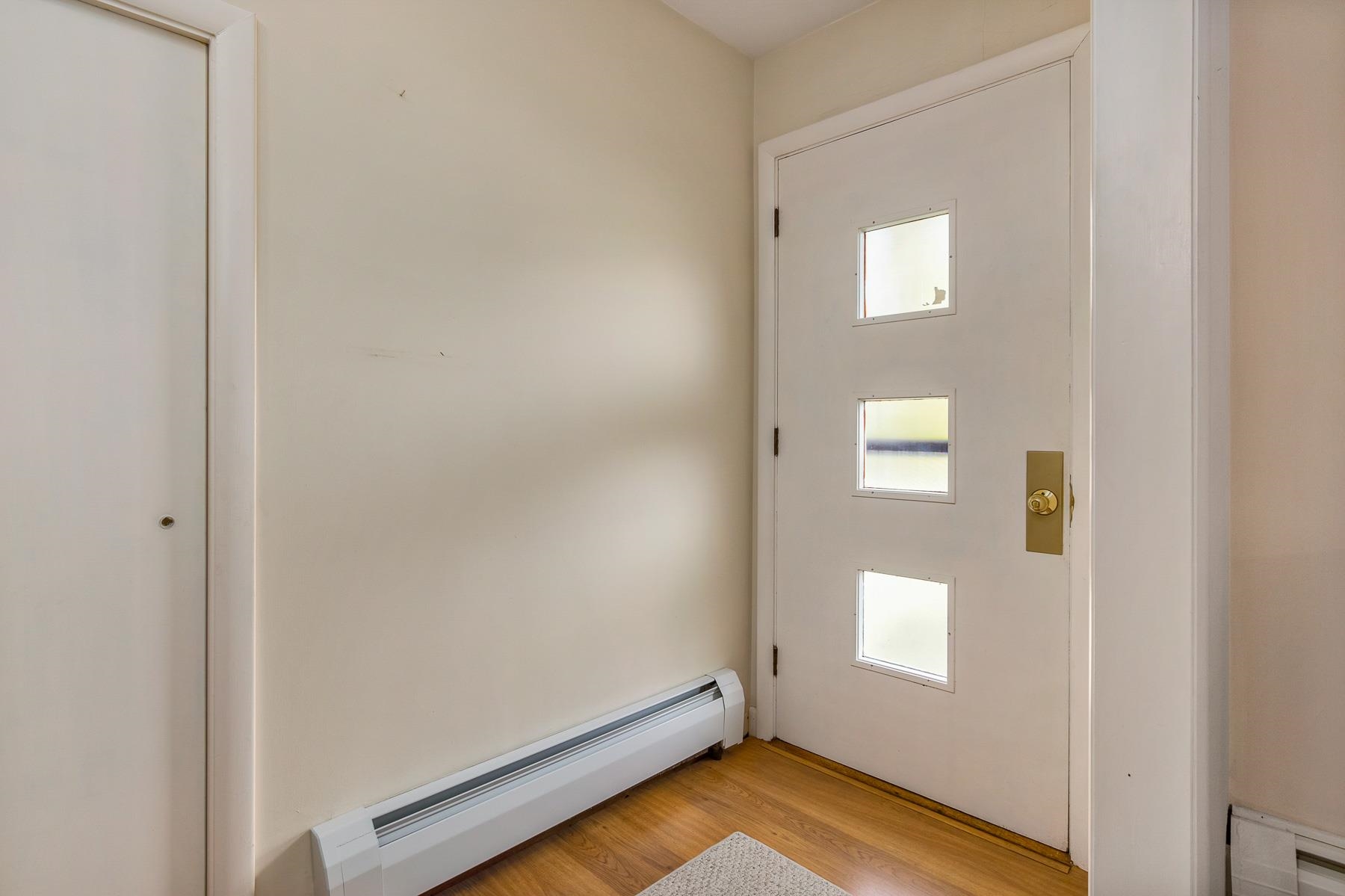 16 Olde Parish Road Rye, NH 03870 - Photo 3 of 40