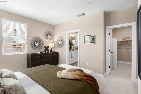 $867,000 | 28924 Parkridge Loop, Unit 103, Hayward, CA 94544