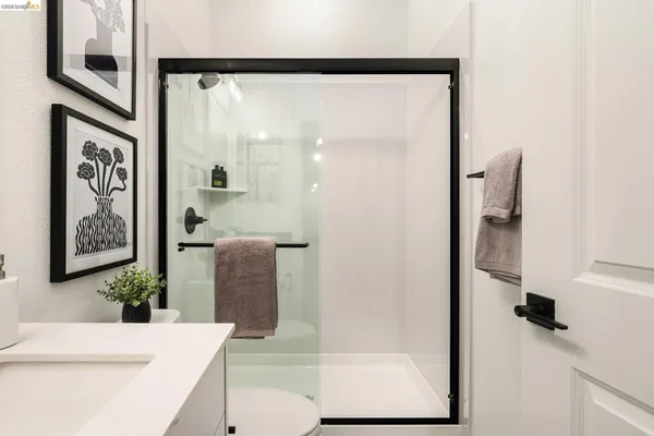 $867,000 | 28924 Parkridge Loop, Unit 103, Hayward, CA 94544