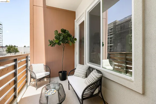 $867,000 | 28924 Parkridge Loop, Unit 103, Hayward, CA 94544