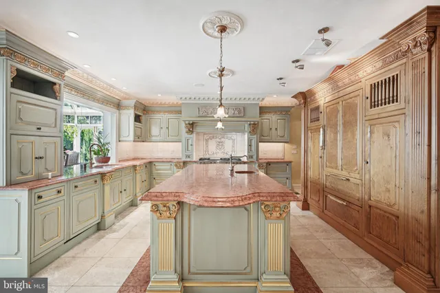 $1,775,000 | 12 Cove Road, Moorestown, NJ 08057