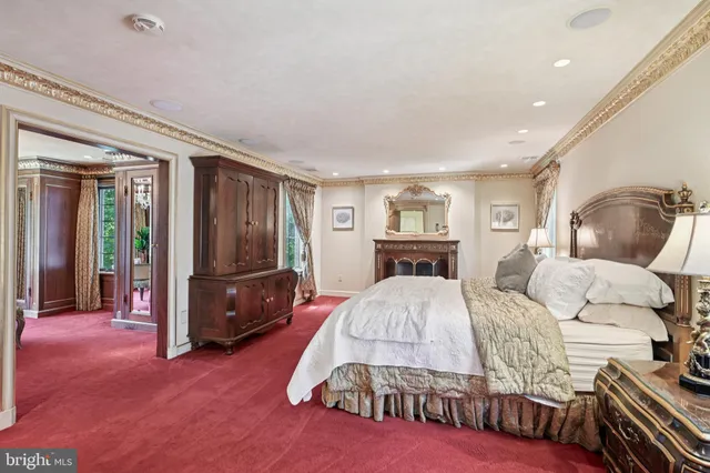 $1,775,000 | 12 Cove Road, Moorestown, NJ 08057