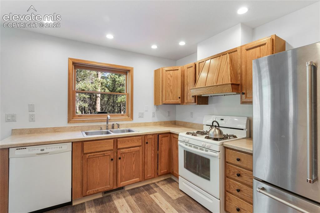18673 Elbert Road Elbert, CO 80106 - Photo 11 of 29