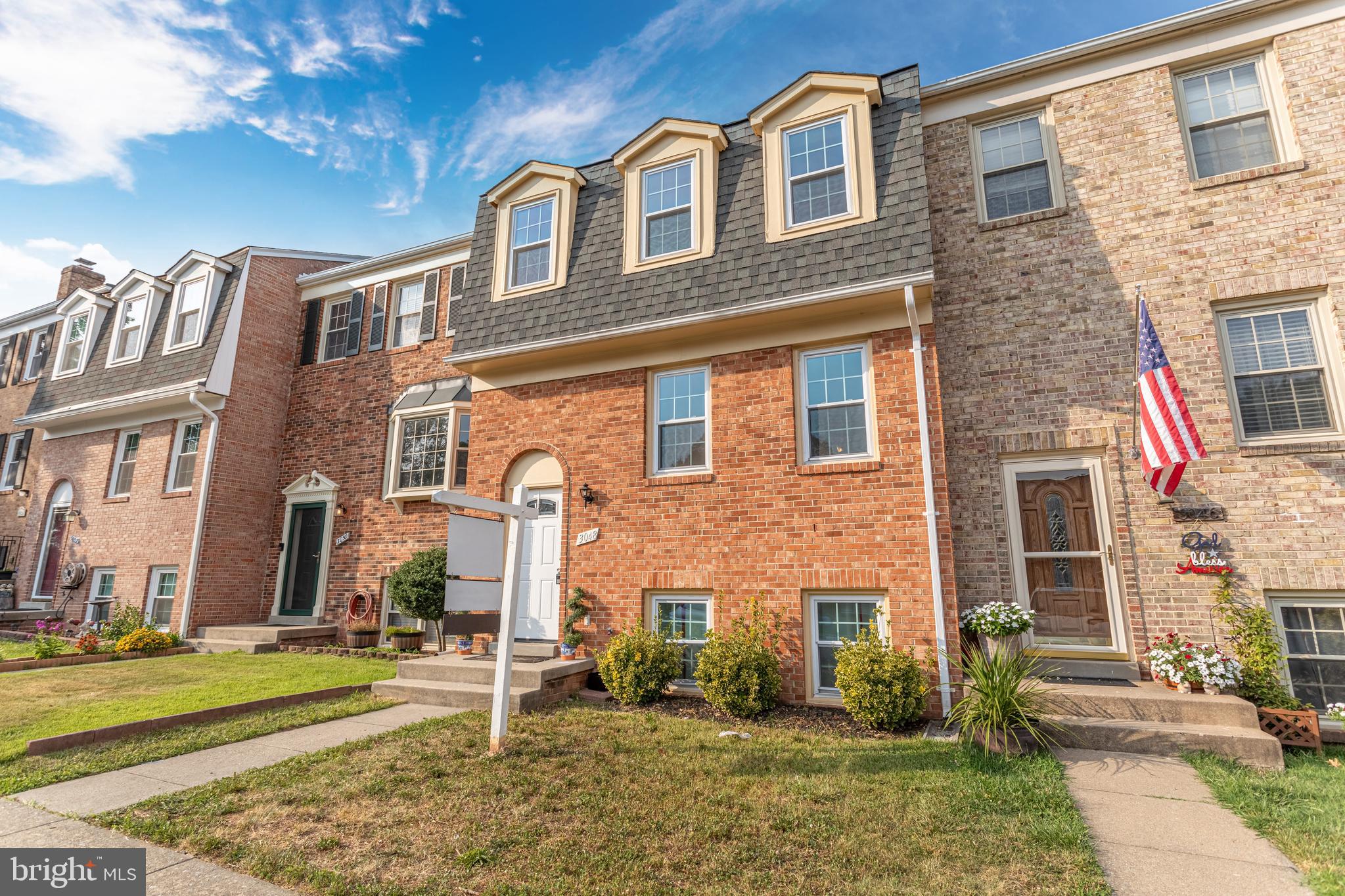 3048 Seminole Road Woodbridge, VA 22192 - Photo 2 of 28 Gallery Image 2