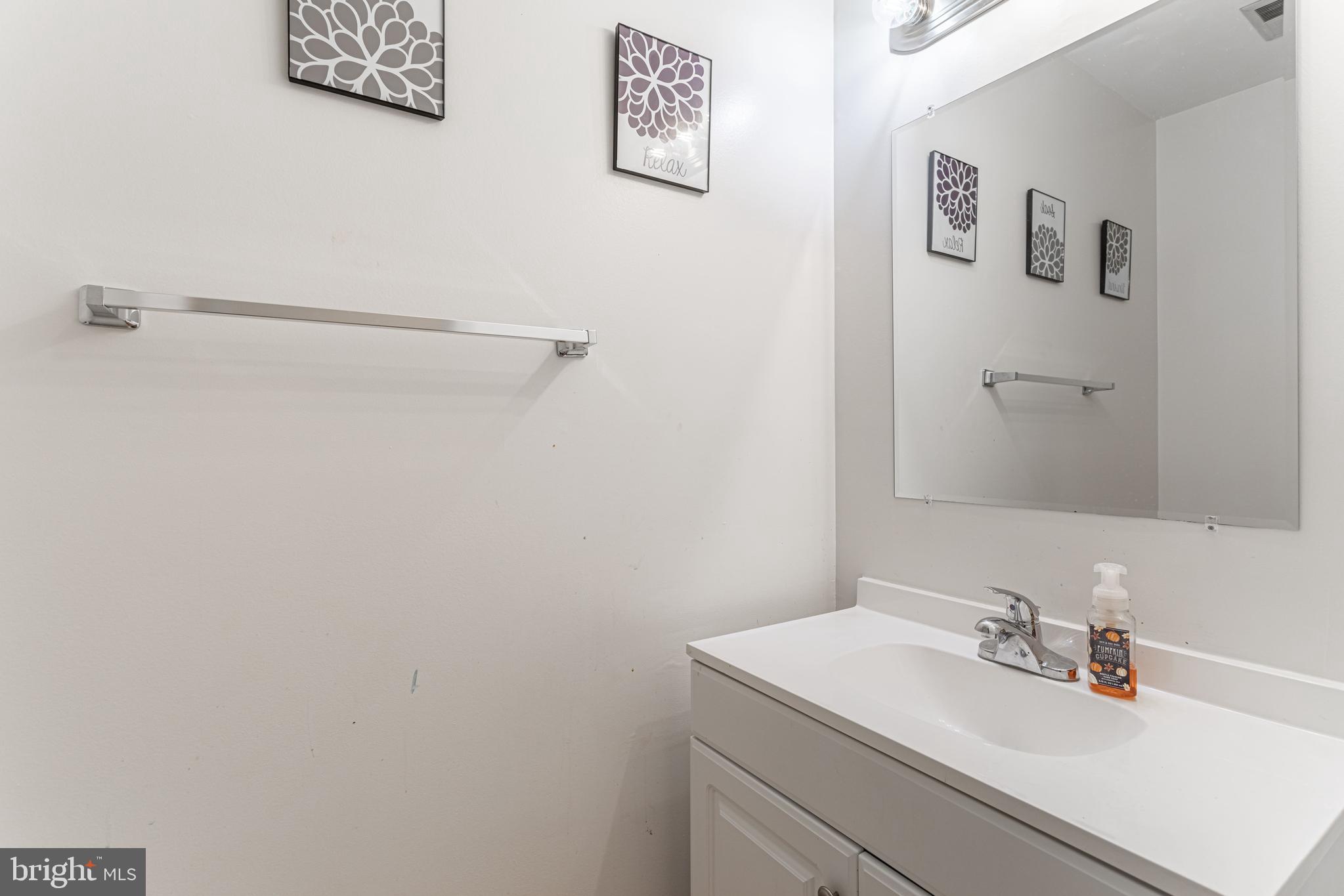 3048 Seminole Road Woodbridge, VA 22192 - Photo 22 of 28 Gallery Image 22