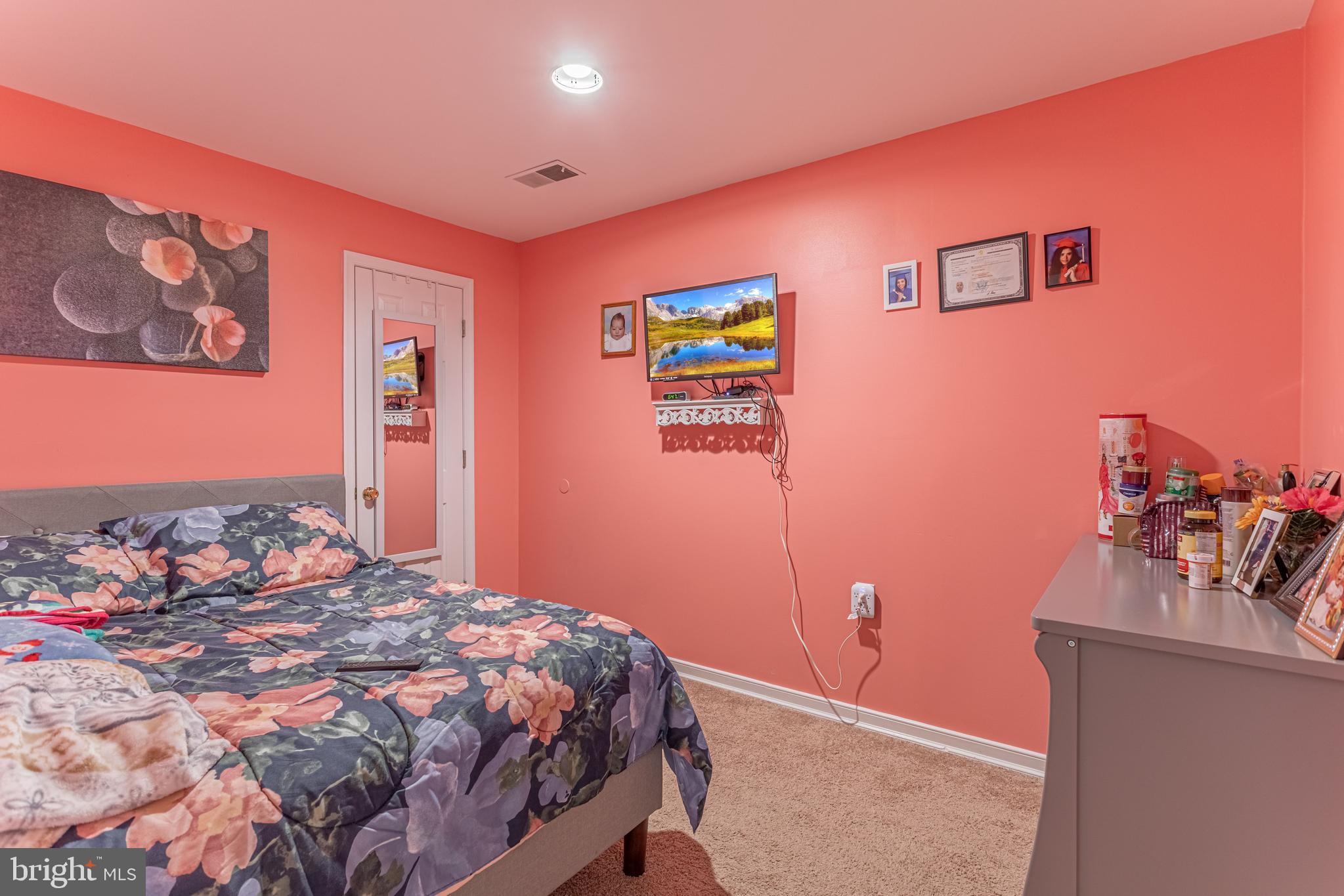 3048 Seminole Road Woodbridge, VA 22192 - Photo 26 of 28 Gallery Image 26