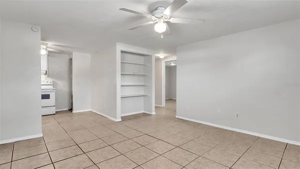 $1,850 | 5526 59th Way North, Unit 1, St. Petersburg, FL 33709