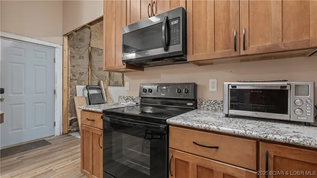 $699,000 | 835 Greenview Drive, Camdenton, MO 65020