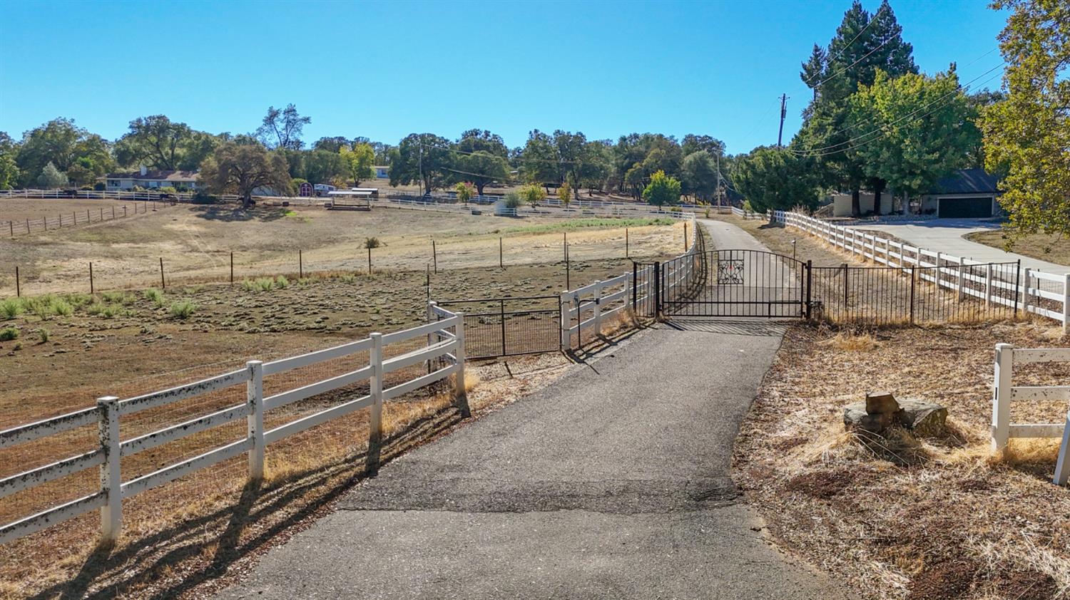 4770 Pedro Hill Road Pilot Hill, CA 95664 - Photo 14 of 87