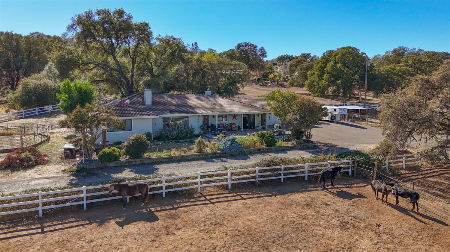 4770 Pedro Hill Road Pilot Hill, CA 95664 - Photo 4 of 87