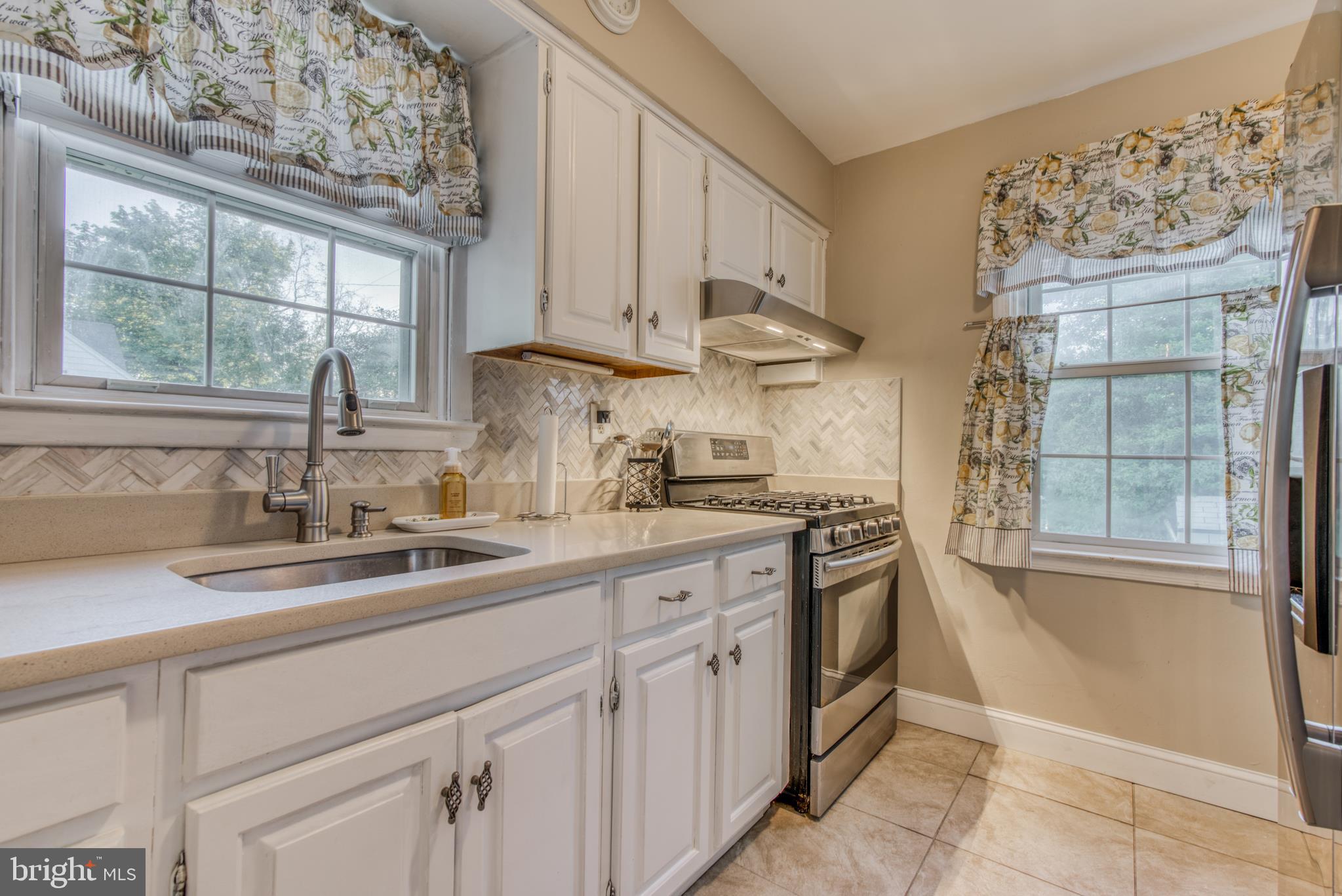 1816 Wendover Road Baltimore, MD 21234 - Photo 12 of 28