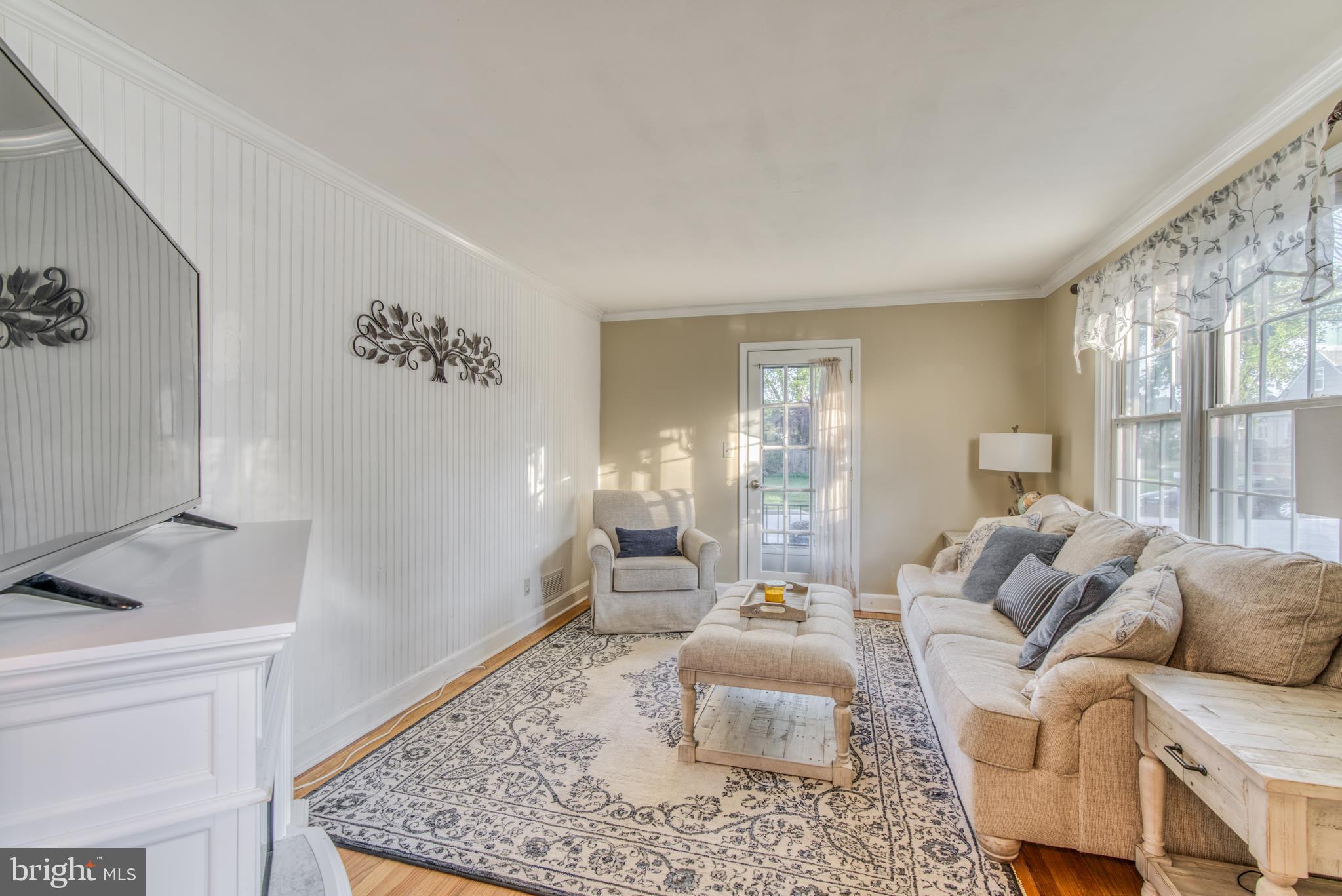1816 Wendover Road Baltimore, MD 21234 - Photo 4 of 28
