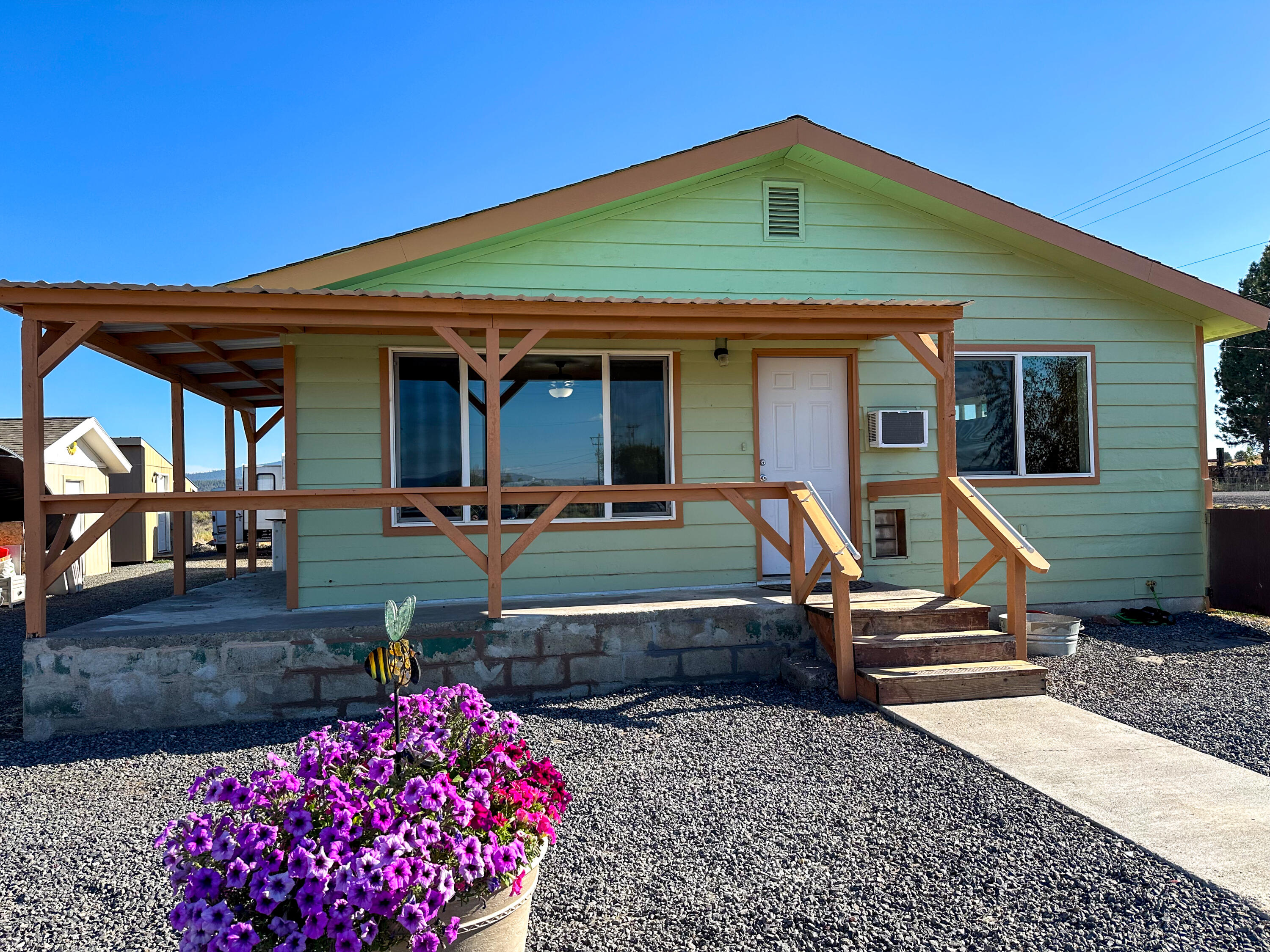 23939 Yellow Jacket Springs Road Beatty, OR 97621 - Photo 2 of 72 Front of Home