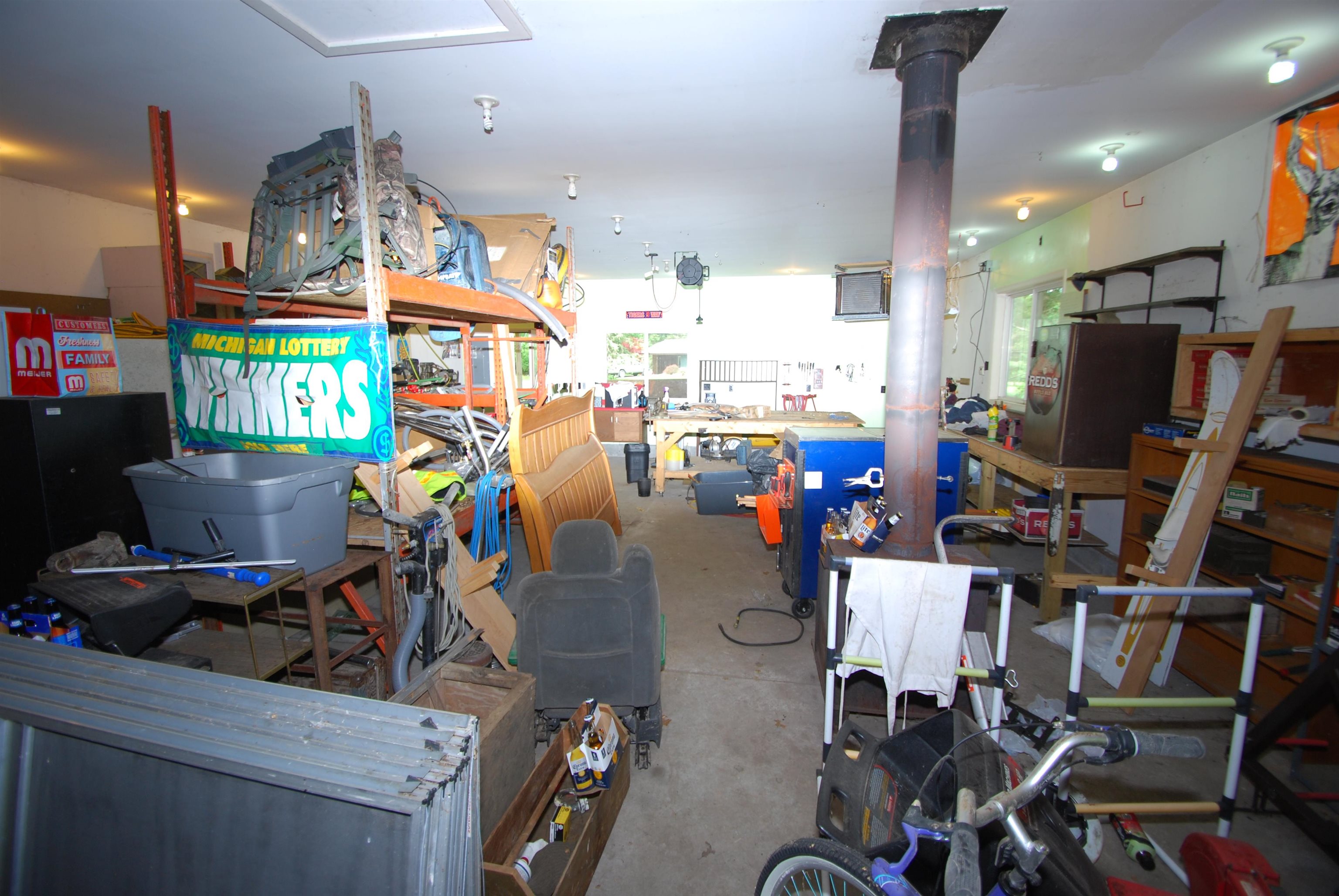 1256 North Plank Road Tawas City, MI 48763 - Photo 6 of 8 1947336-3520472e-ce85-49bc-8829-330c88123e09.JPG