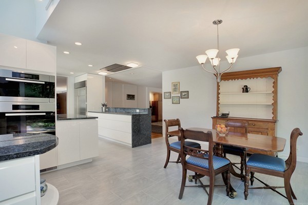 4 Hawk Hill Road Lincoln, MA 01773 - Photo 3 of 29