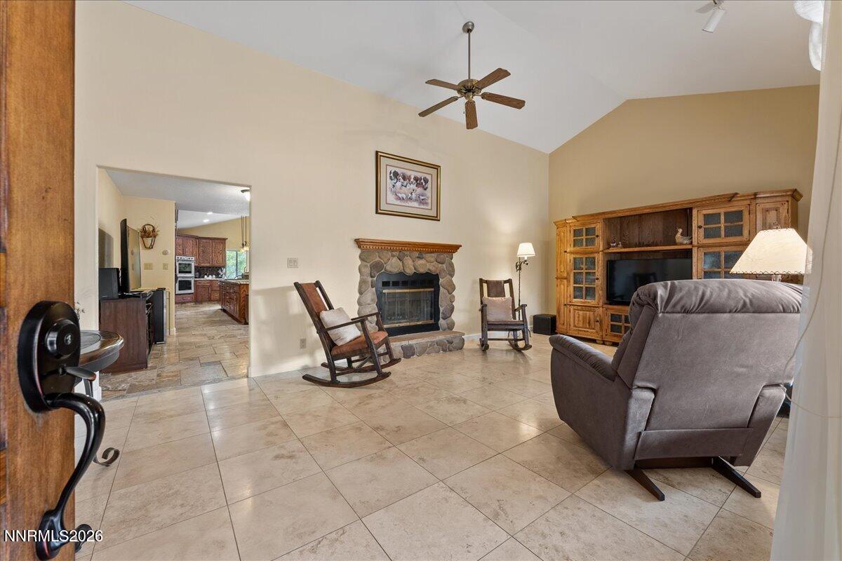 291 Surrey Court Reno, NV 89521 - Photo 4 of 48 05-291 Surrey Drive Reno NV 89521 (5 of