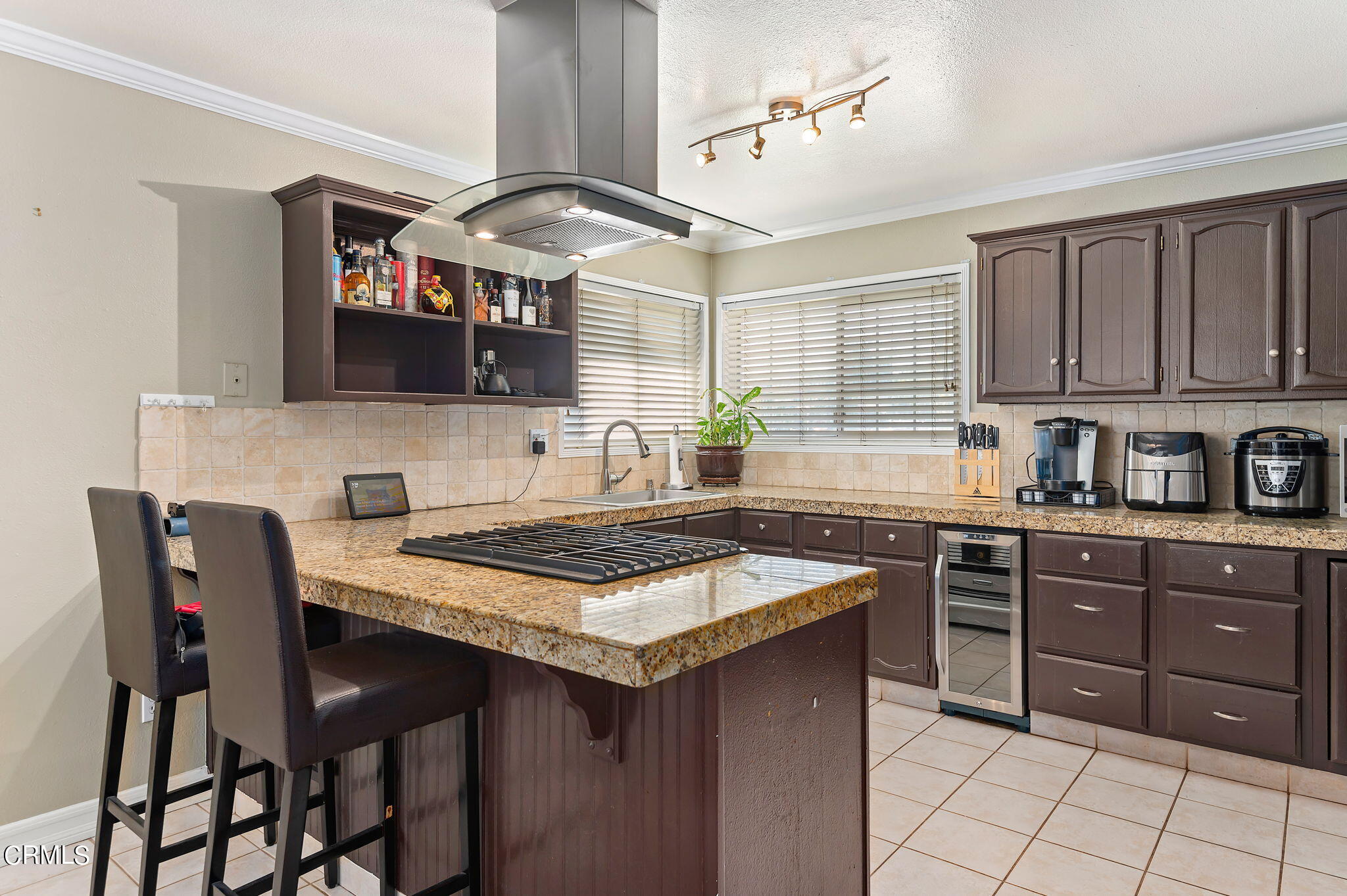 4760 Larkin Court Simi Valley, CA 93063 - Photo 4 of 20 4