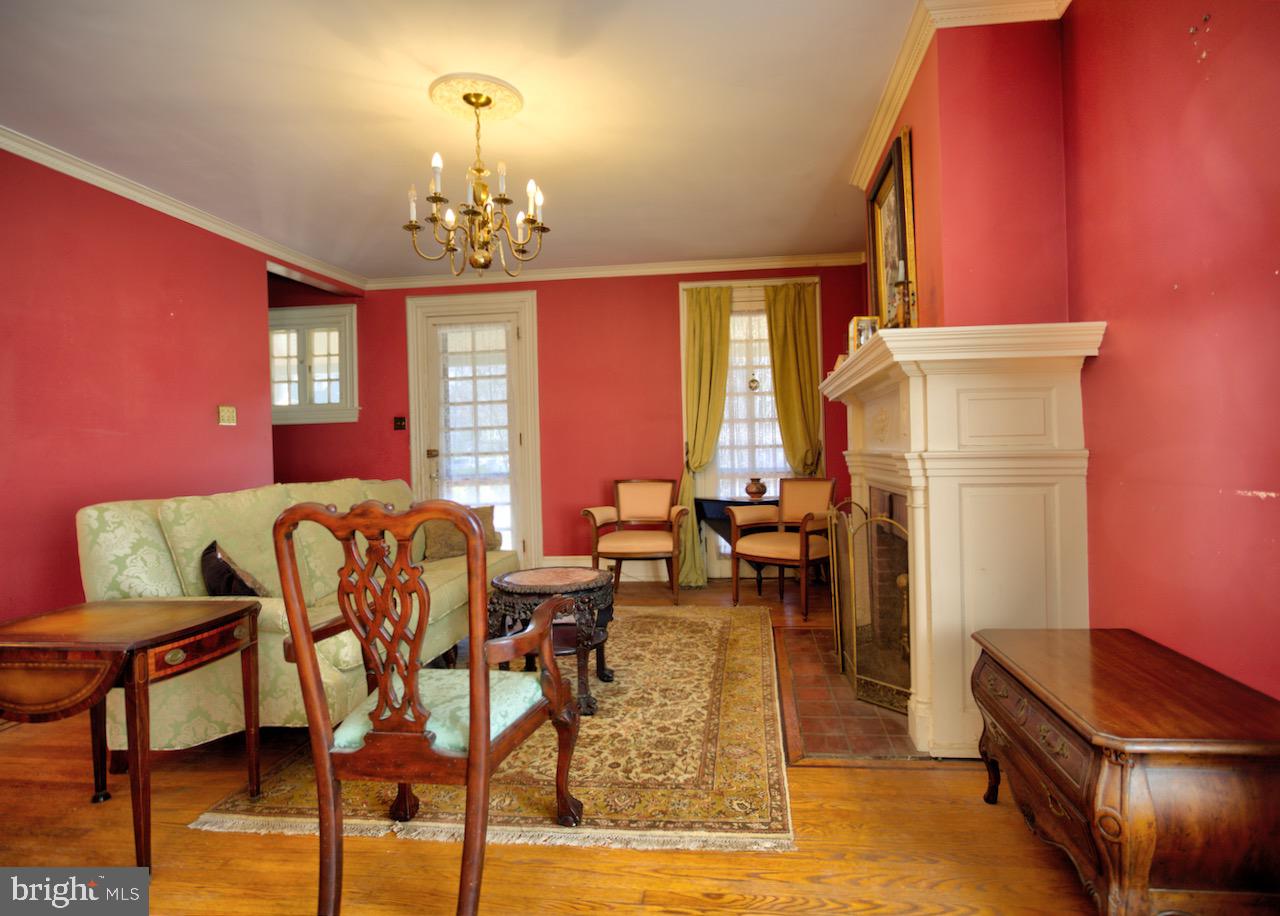 310 Warwick Road Haddonfield, NJ 08033 - Photo 4 of 30 Gallery Image 4