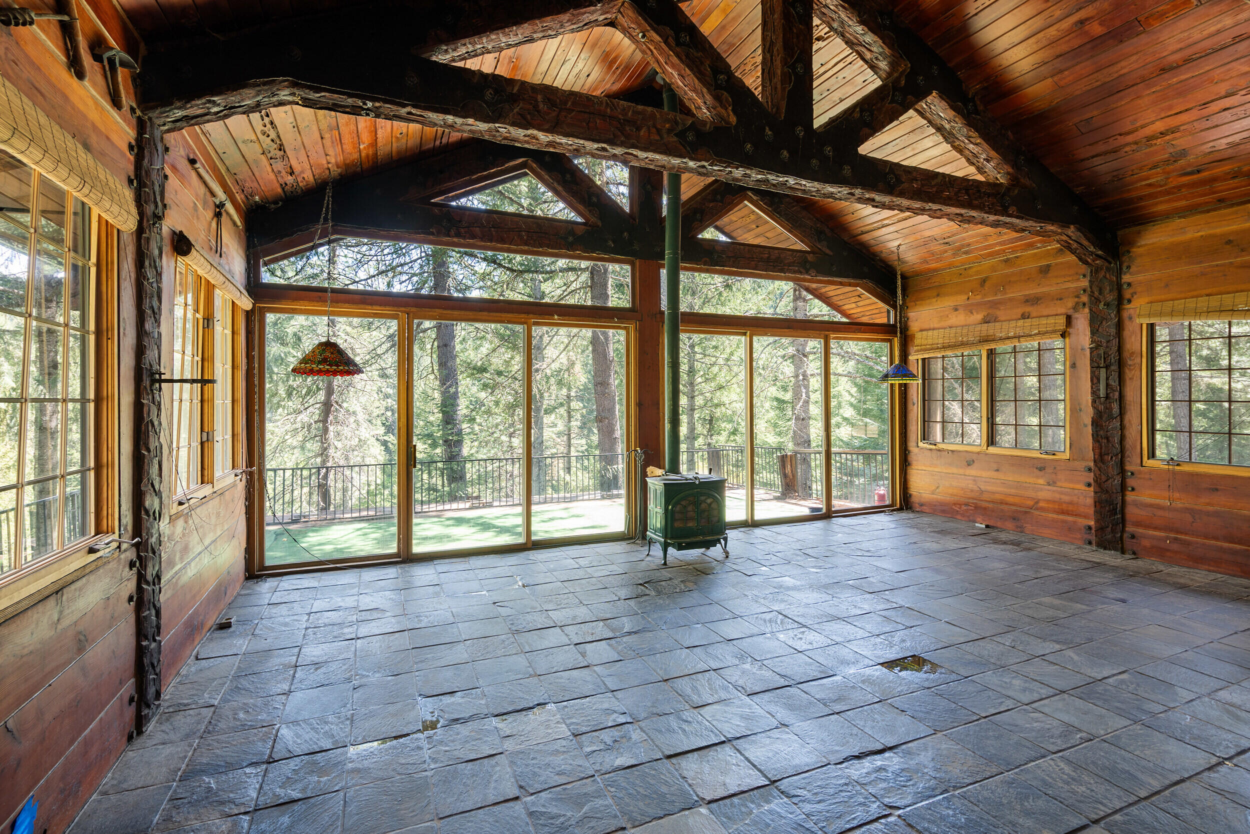 25232 Highway 140 Eagle Point, OR 97524 - Photo 12 of 51 6_25232 or-140, eagle point-05