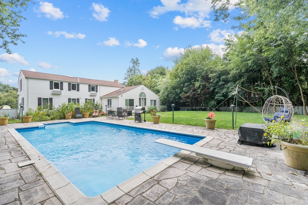 132 Ferncliffe Road Seekonk, MA 02771 - Photo 36 of 39 Gallery Image 36