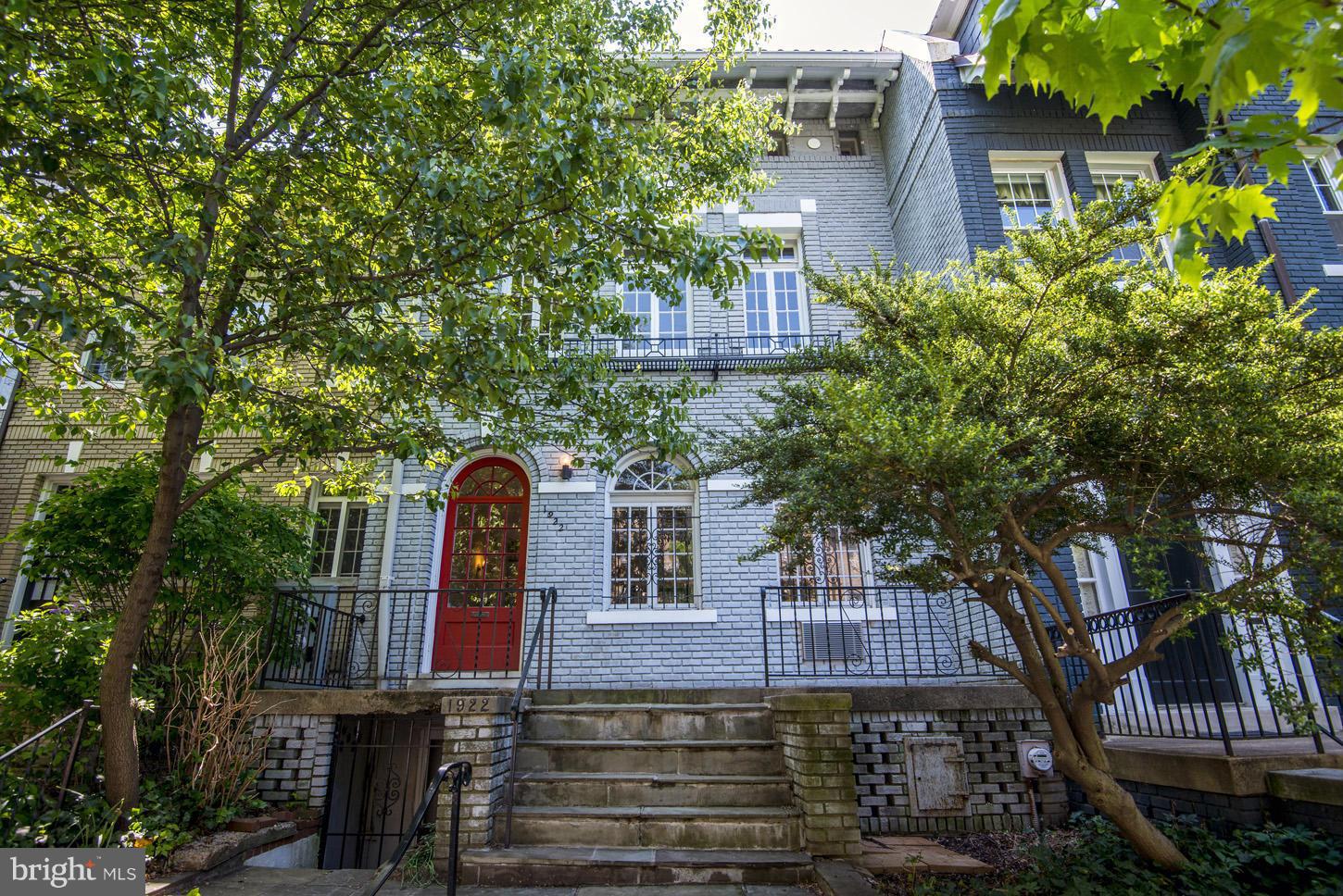 1922 Belmont Road Northwest Washington, DC 20009 - Photo 1 of 20 Exterior (Front)